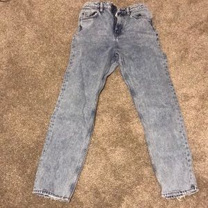 Straight mom jeans